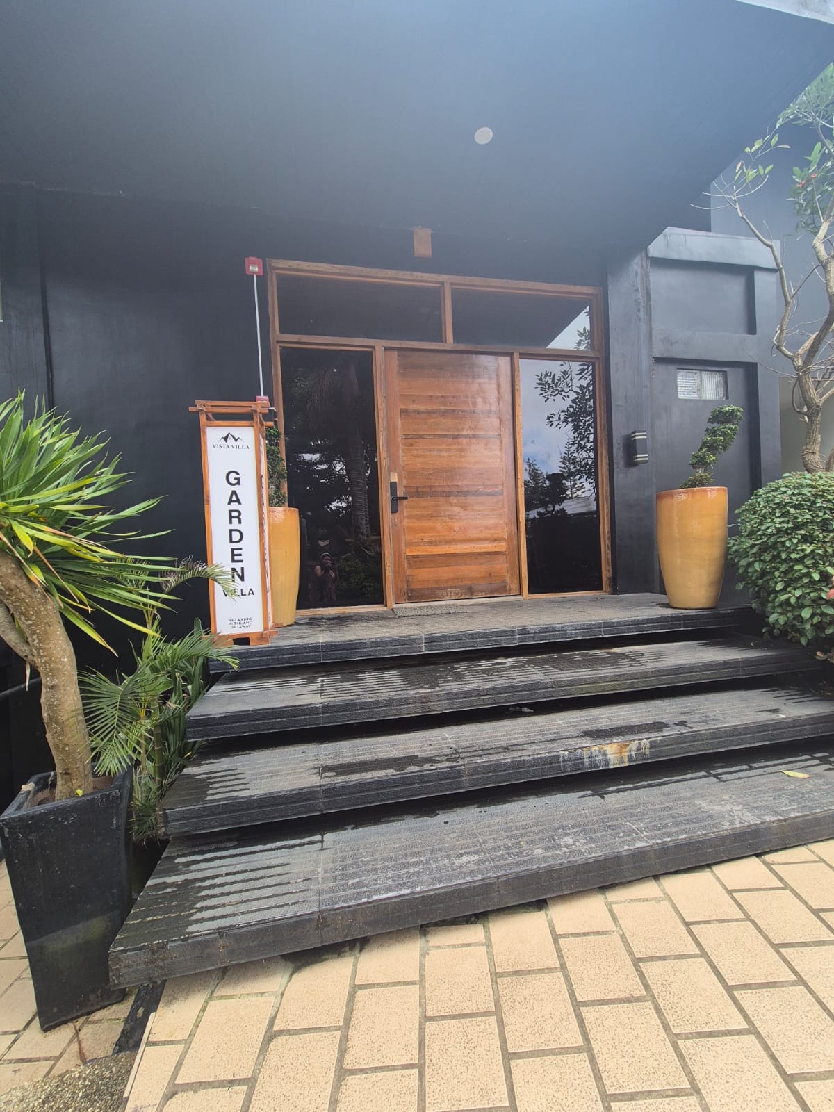 Garden Villa Deluxe entrance